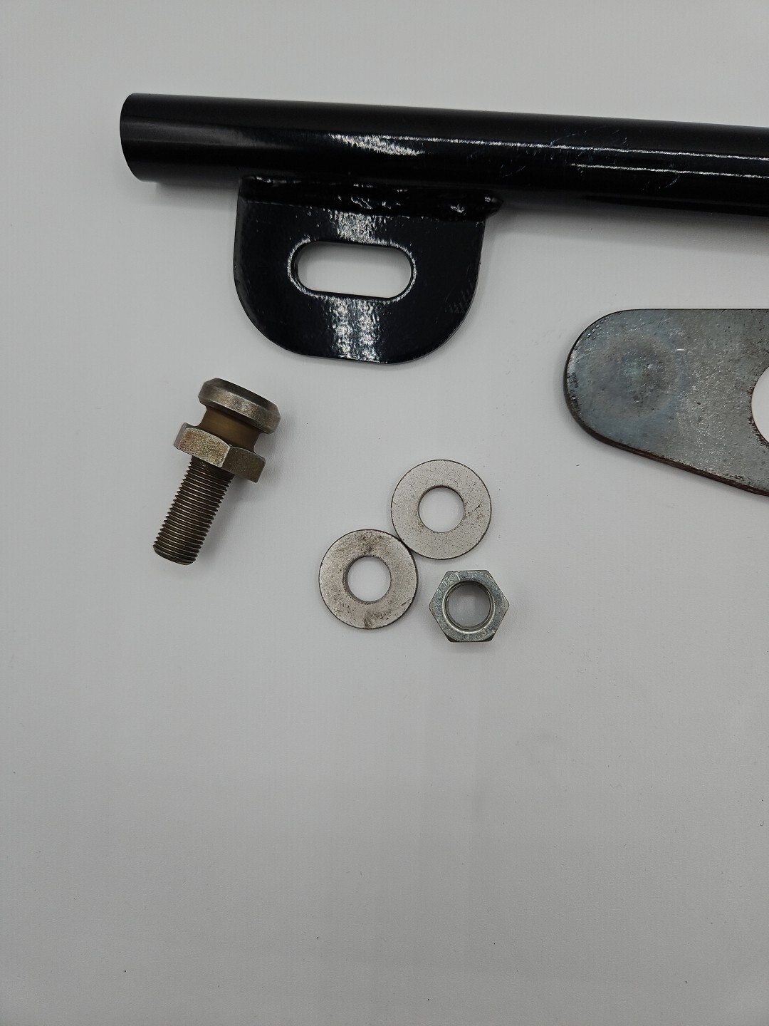 BENTLEY SPARE WHEEL CARRIER KIT (RH3028)