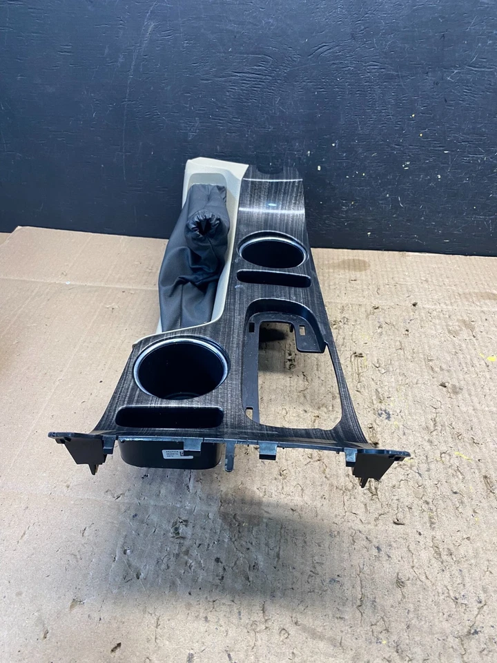 2014-2016 Chevrolet Malibu Center Floor Shifter Cup Holder Trim Bezel N0500 DG - Image 4 of 4