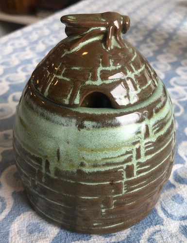 Adorable Vintage Frankoma Pottery Beehive Honey Pot 803 Jar w Lid Prairie Green