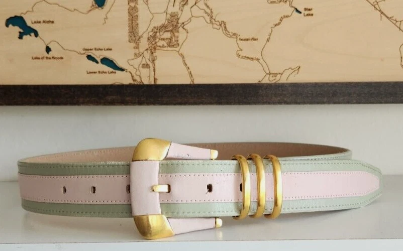 Cinto de ferragens vintage Carlisle couro genuíno listra rosa/verde dourado tamanho P-M - Imagem 3 de 4
