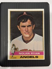 1976 Topps - Nolan Ryan #330 EX Condition California Angels HOF