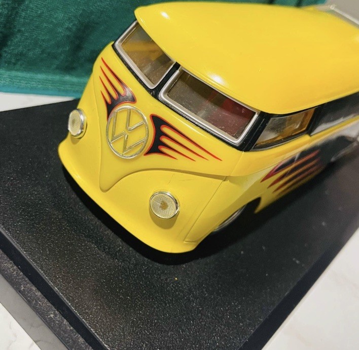 Hot Wheels Customized VW Drag Bus Yellow Black Red Dragster