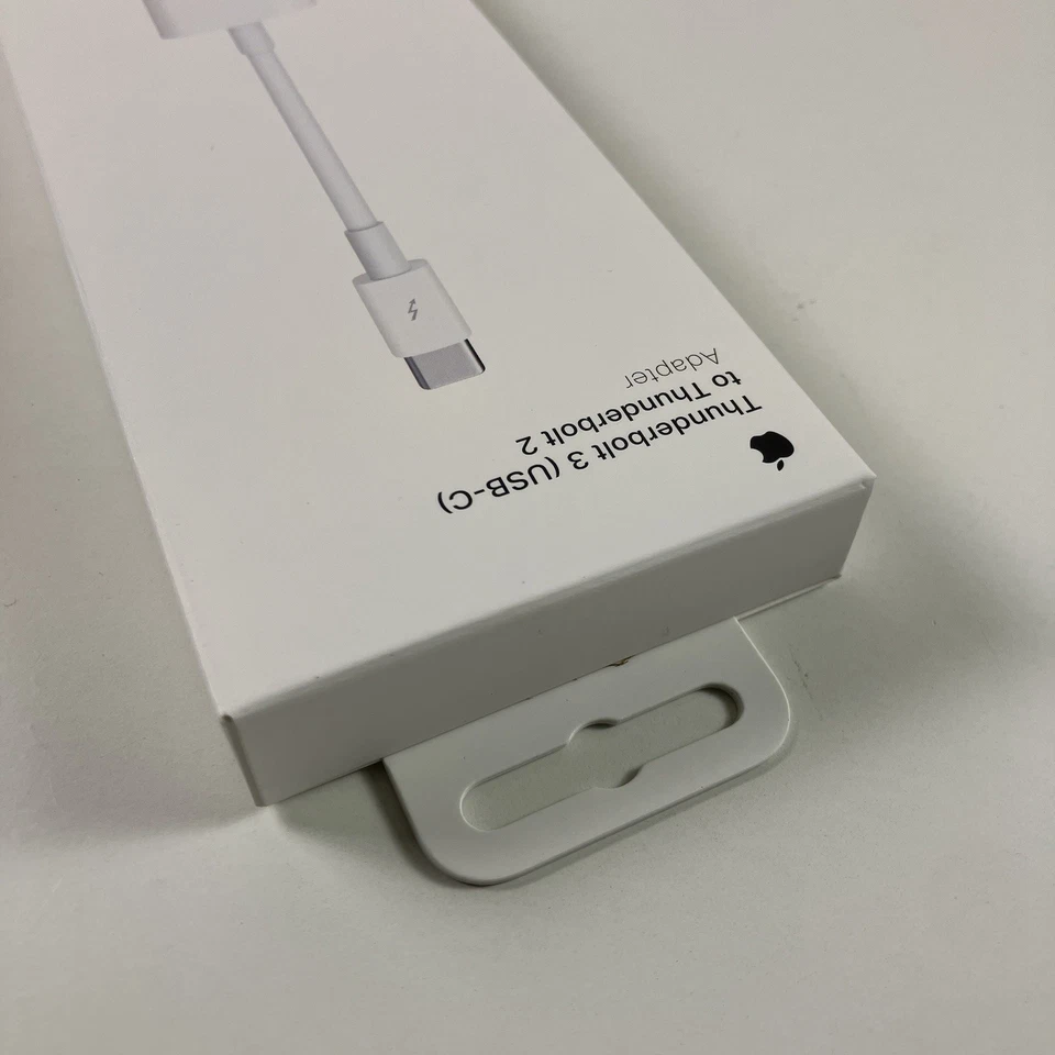 Apple Thunderbolt 3 (USB-C) to Thunderbolt 2 Adapter A1790 MYH93AM/A Sealed - Image 2 of 4