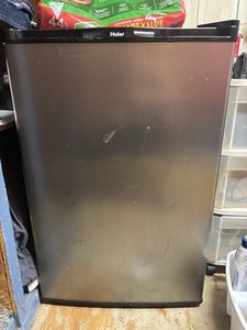 Haier Compact Mini Fridge Single Door Silver, Manual Defrost, Adj Thermostat