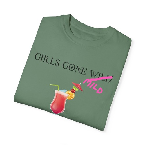Friends Trip 2025 Garment-Dyed T-Shirt, Girls Gone Mild, Vacation Apparel - Bild 24 von 29