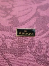 Pin's Pins Pin Enamel 18 Food Canned Vegetable Logo "Daucy" 