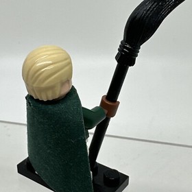 authentic LEGO minifigure Draco Malfoy Quidditch Uniform hp108 Harry Potter 4737