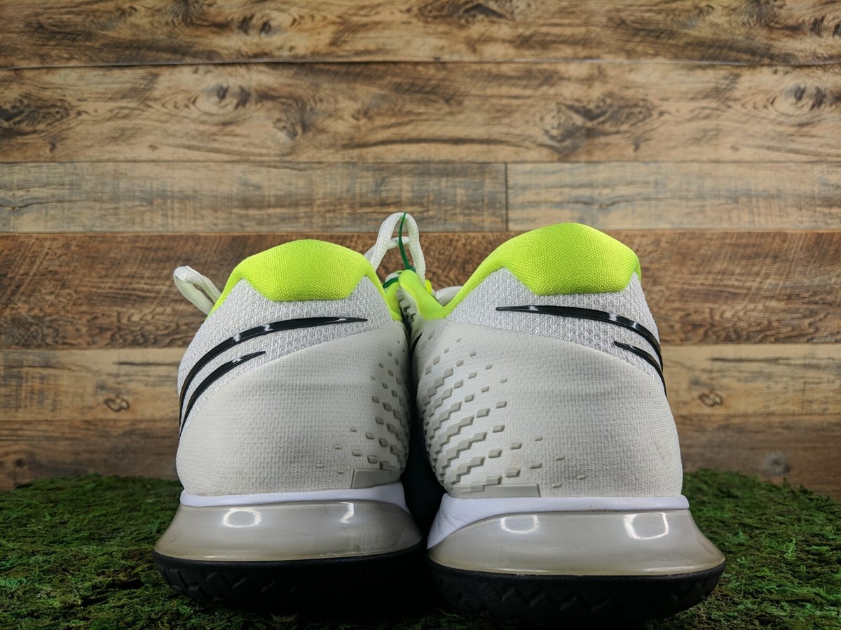Nike Air Zoom Vapor Cage 4 sneakers White Volt Platinum 