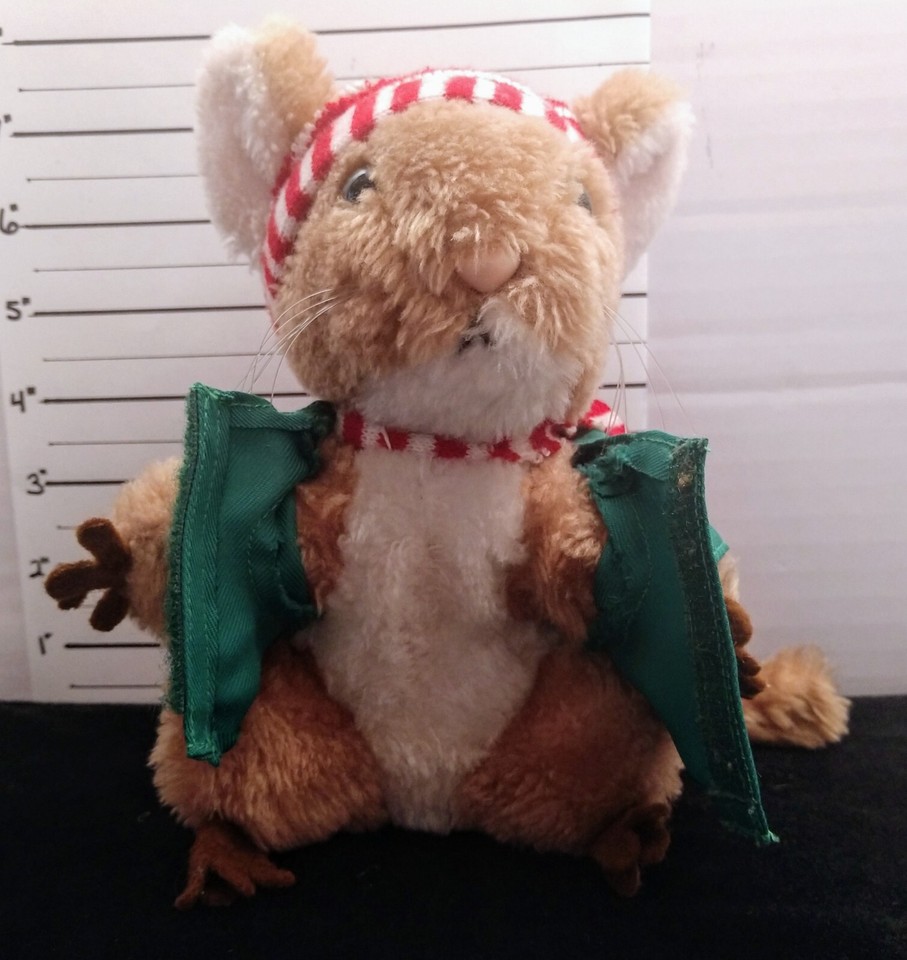 Vintage 1981 Dakin Priscilla Hillman Merry Mouse Plush Green Coat