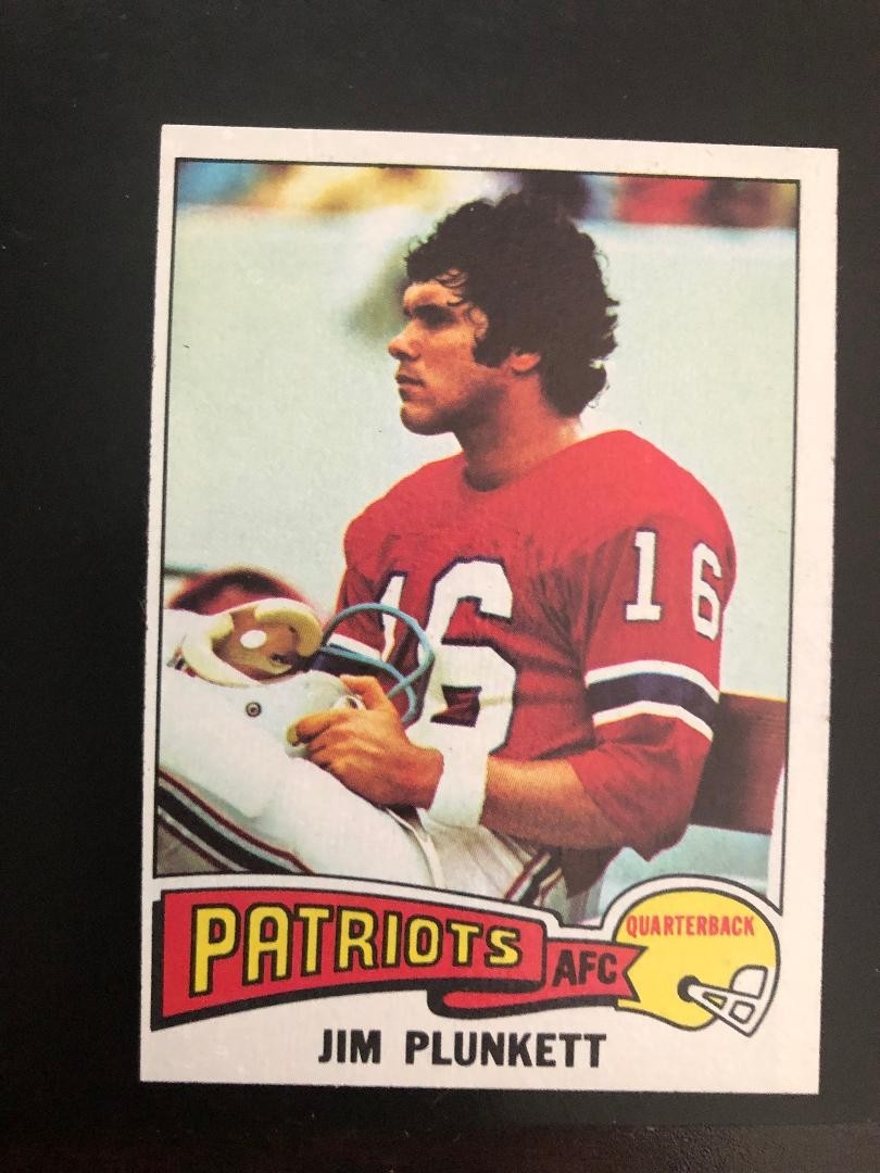 1975 Topps Football # 8321 Jim Plunkett view 1