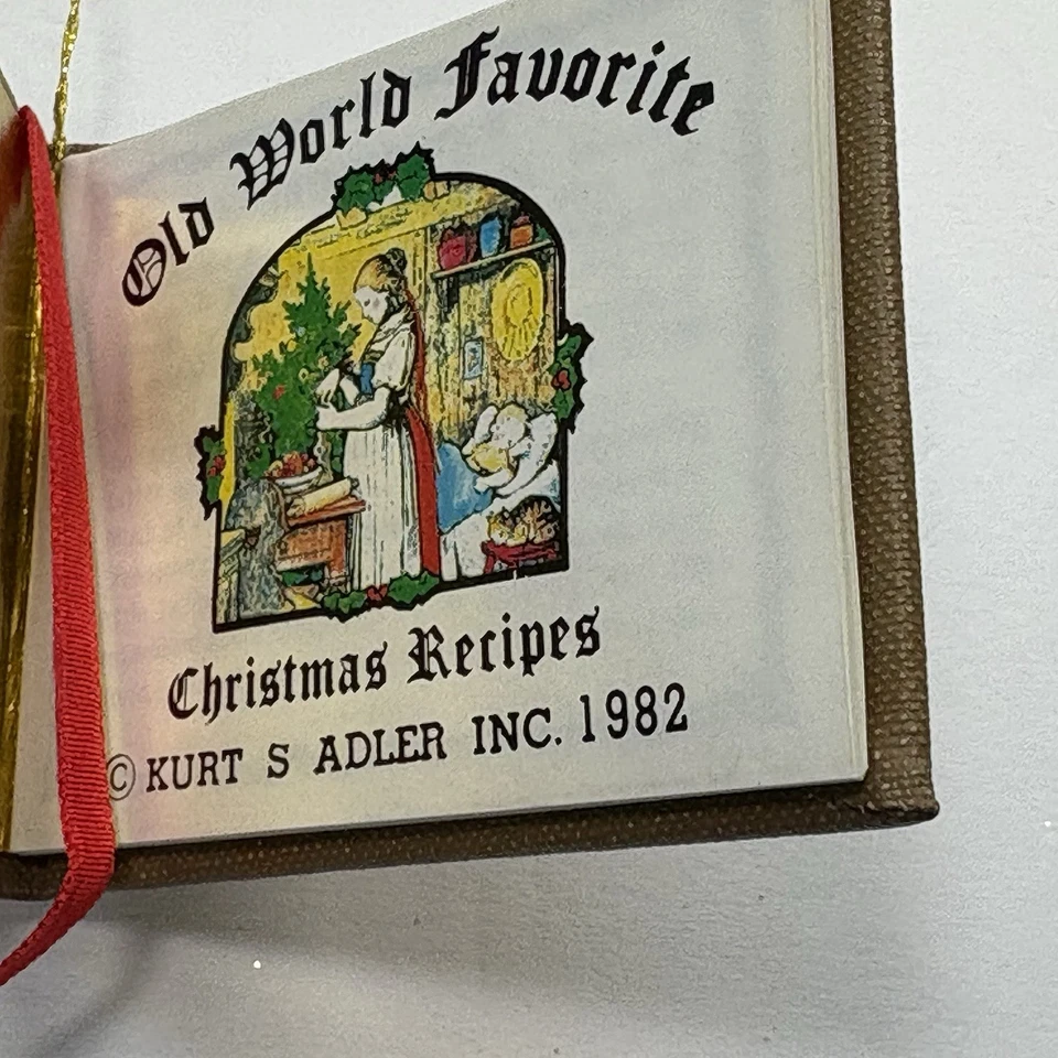 Mini libro de recetas favoritas del viejo mundo adorno de Navidad Kurt Adler vintage 1982 Foto 2 de 4