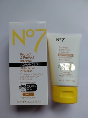 No7 Protect & Perfect Intense Advanced BB Gesichts-Sonnenschutz LSF50 Medium