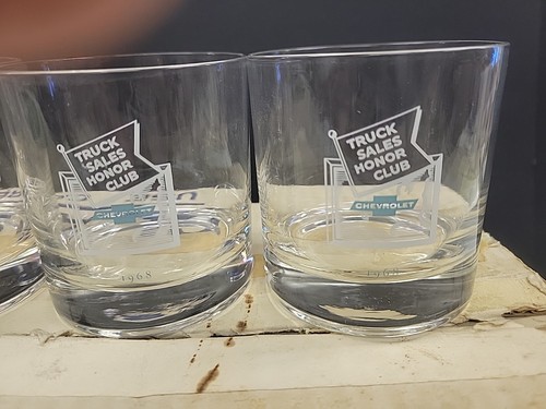 1968 Truck Sales Honor Club Chevrolet Drinking 8 Glasses With Original Box - Picture 5 of 10
