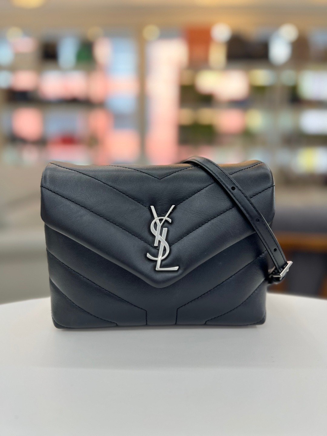 Borsa a tracolla Saint Laurent Monogram Lulu Toy nera 678401 DV707 1000