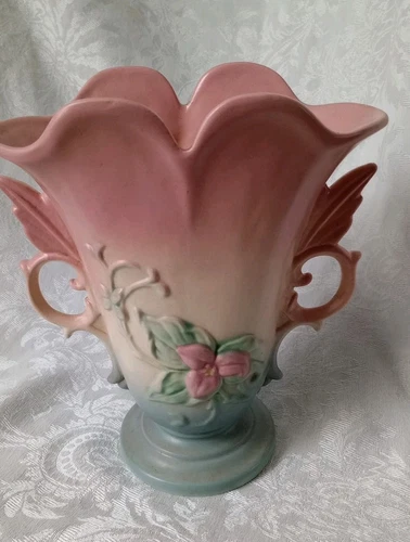 Hull Pottery Wildflower Vase W-9-8 1/2 Mauve Pale Blue