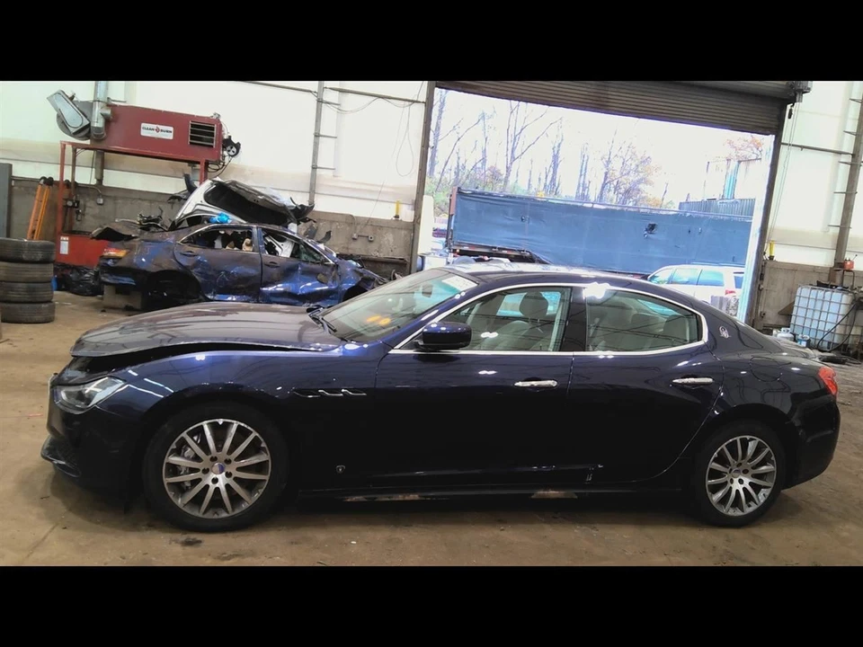 (LOCAL PICKUP ONLY) GHIBLI 2014 Back Glass 6834507 Foto 3 de 4