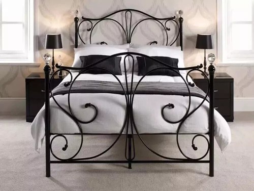 NEW 4ft6 Double Metal Bed Frame with Crystal Finials - Picture 2 of 9