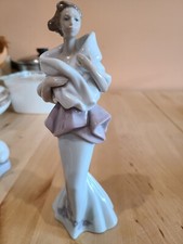 RARE RETIRED MINT CONDITION LLADRO 6594 "A Night Out" ELEGANT LADY SERIES 8"