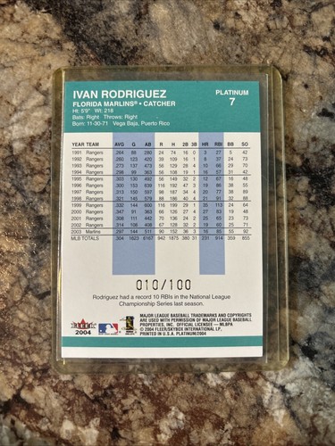 2004 FLEER PLATINUM PLATINUM FINISH #7 Ivan Rodriguez 10/100 - Picture 2 of 4