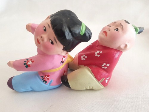 Vintage 1980s Set of 4 figurines - Children Pulling a Radish - Picture 5 of 10