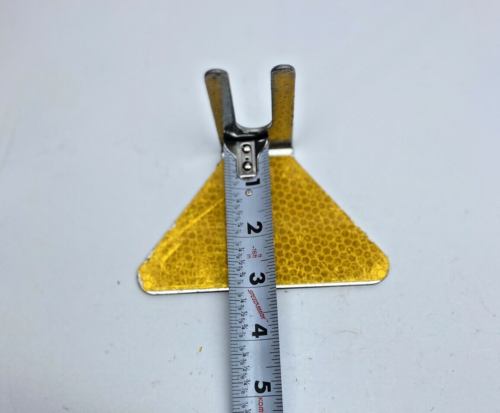 MENGE 50 GELBER SCHMETTERLING GARDRAIL REFLEKTOR / STAHL - Bild 8 von 11