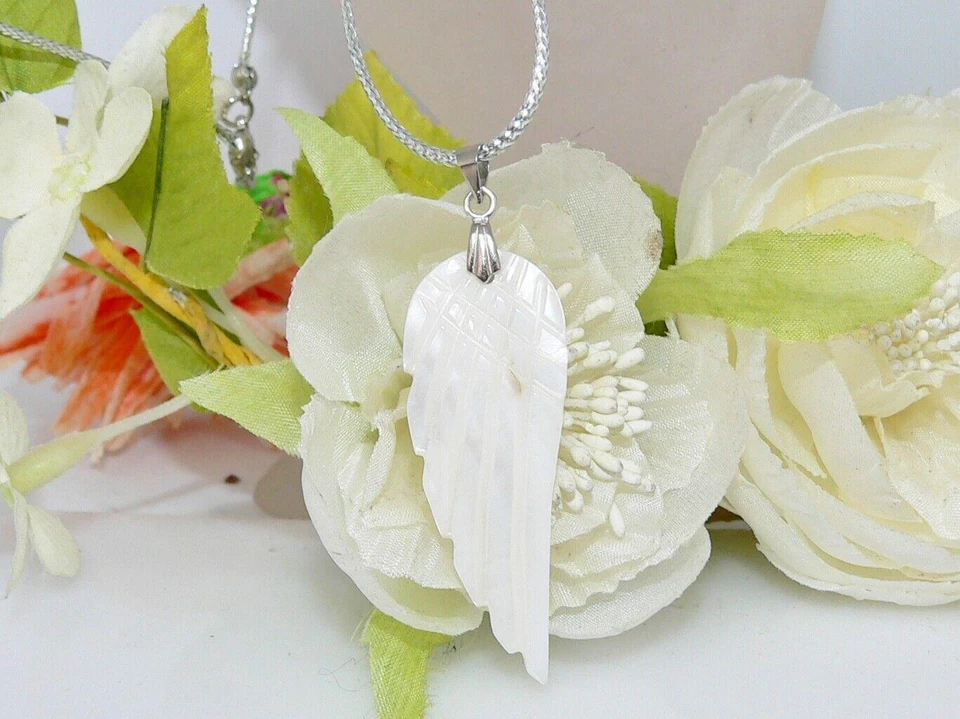 Anhänger Flügel Perlmutt Band Metalleffekt Silber 3 Längen 396c - Bild 3 von 4