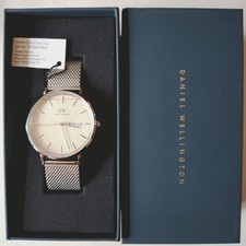 Daniel Wellington Classic Day Date Champagne Dial Mesh Strap 40mm Mens Watch