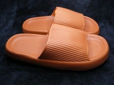 Men's Pillow Slide Slipper Sandal Sz 11/44-45 Orange