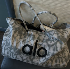 ALO Yoga Gray Tie Dye Large Canvas Tote Bag Gym Travel Carry On Shoulder Bag NEW