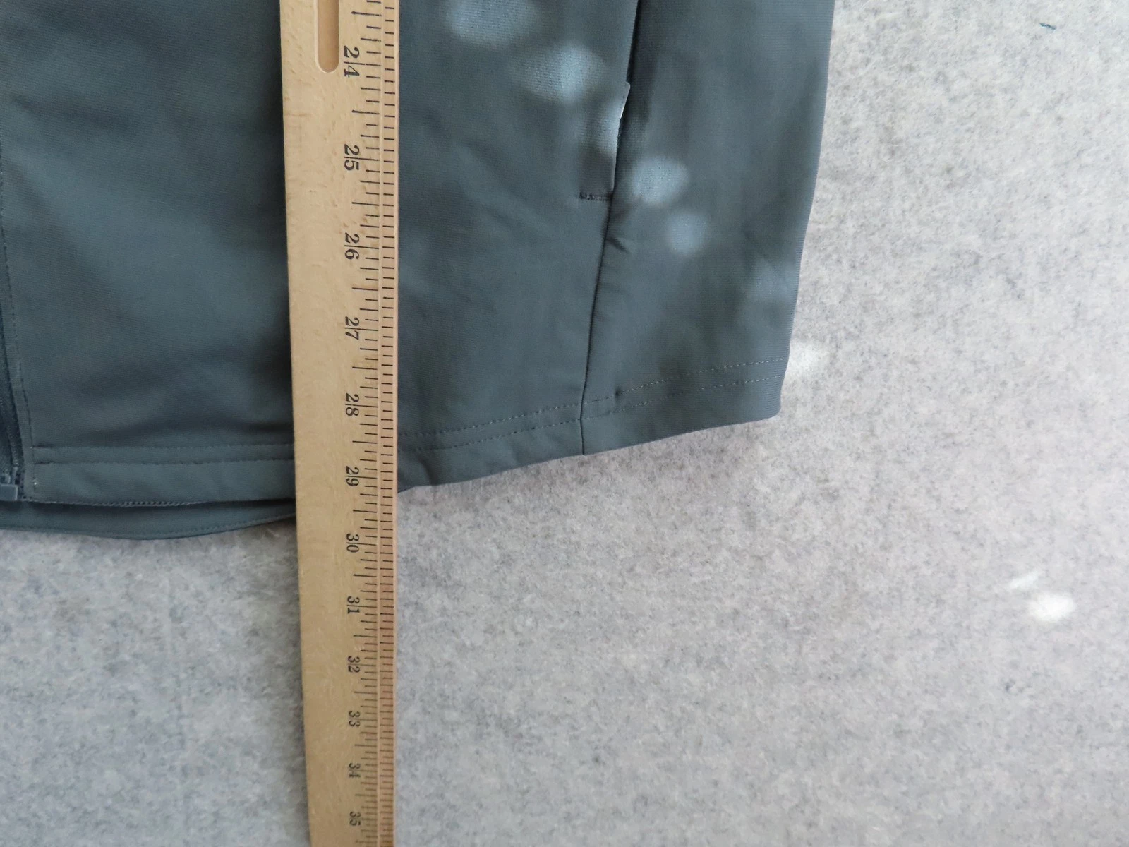 Under Armour Vest Mens Large Gray Softshell Full Zip Collared Outdoor 1327655 - product detail image 9