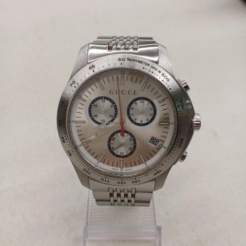 Orologio Gucci al quarzo 126.2