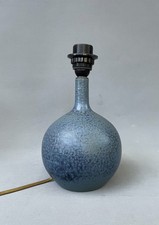 Pied de lampe en céramique bleue, signature à identifier