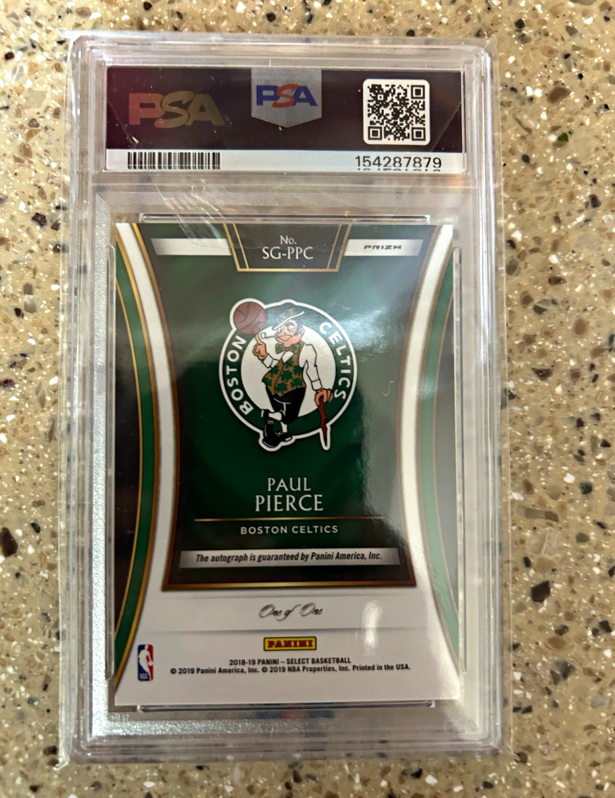Panini Select 2018-19 Paul Pierce Signatures #SG-PPC Black Prizm 1/1 PSA 10 view 2