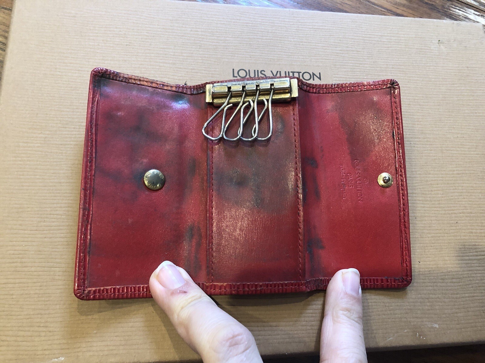 Authentic Louis Vuitton Monogram Multicles Red Ep… - image 6