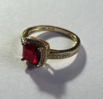 Ring (Size 10) (Item 80)