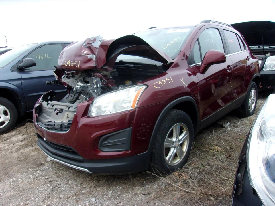 Used Fuel Pump fits: 2016 Chevrolet Trax pump assembly AWD opt F46 Grade A - Image 2 of 4
