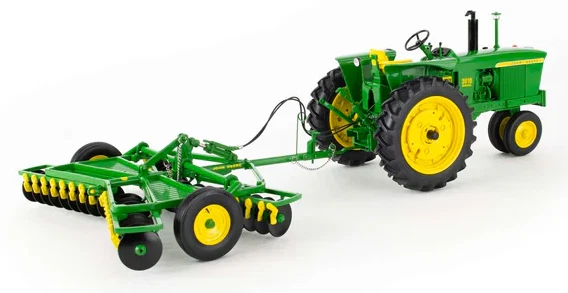 John Deere 3010 nf Diesel Tractor w/- Tandem Disc- 1/16 Precision Heritage No.2 - Image 2 of 4