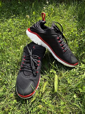 Jordan Flight Flex Black Low Top Gs.45