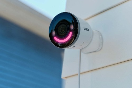 Lorex 4K Spotlight Indoor/Outdoor Wi-Fi 6 Security Camera with Smart Security Li - Picture 4 of 12