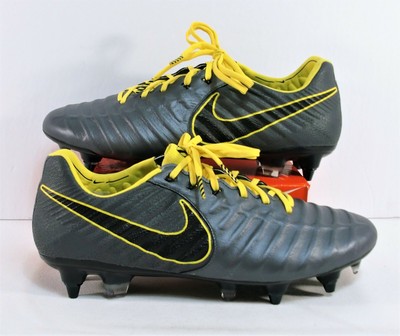 nike tiempo legend 7 size 9.5
