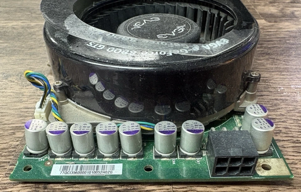 EVGA e-Geforce 8800 GTS PCI E Graphics Card - Image 4 of 4