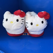 NWT Hello Kitty Slippers Size M 7-8 