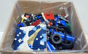 LEGO Bulk Mixed Brick Lot 8 Pounds Authentic Pieces Technic Minifigures Parts