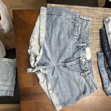 Celebrity Pink Juniors Cut Off Denim Shorts Blue Size 12 Light Wash 5-Pocket