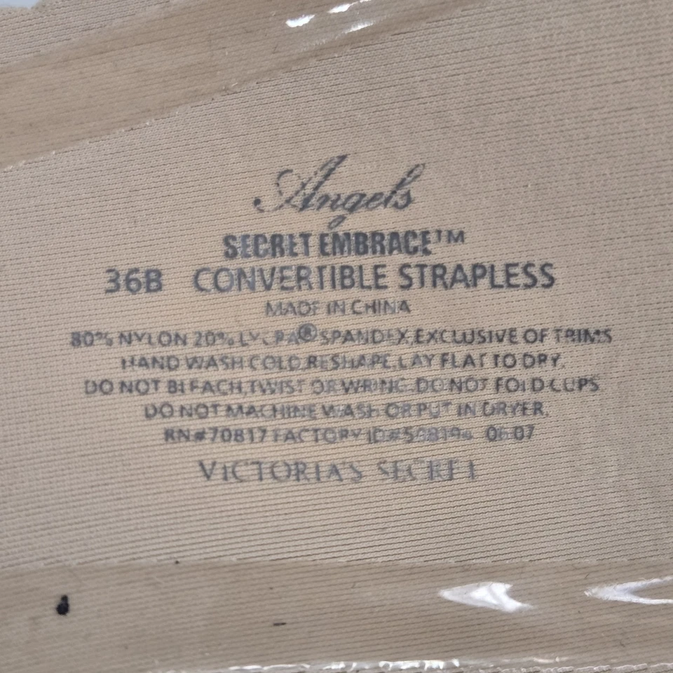 Sujetador para mujer Victoria's Secret 36B beige abrazo convertible sin tirantes Foto 3 de 4