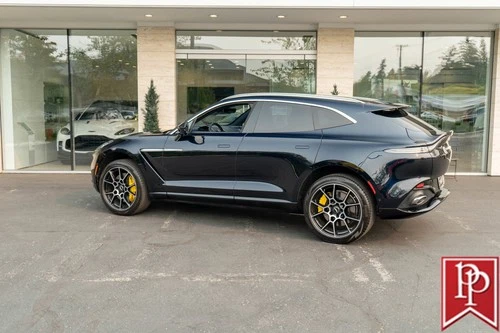 2021 Aston Martin DBX