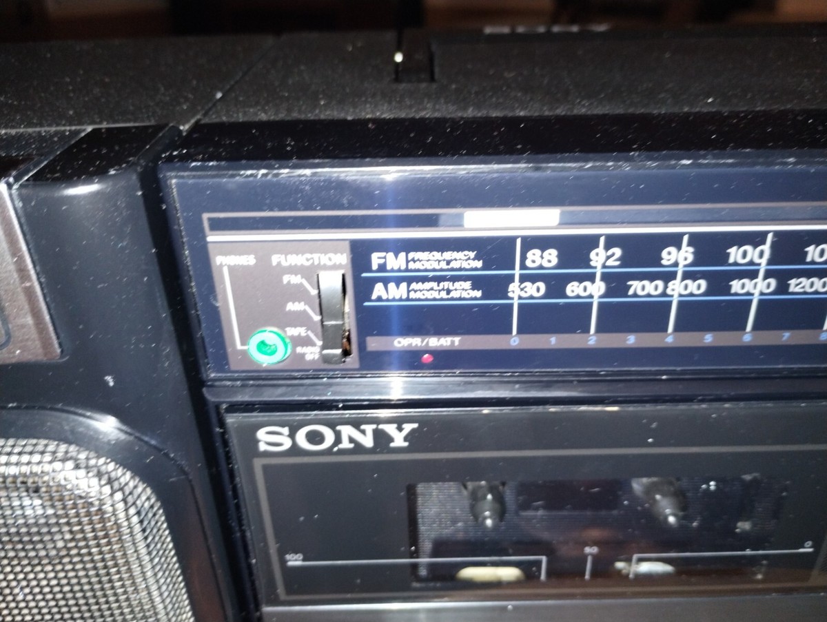 Sony CFS-1000 Stereo AM/FM Radio Cassette - Working | eBay