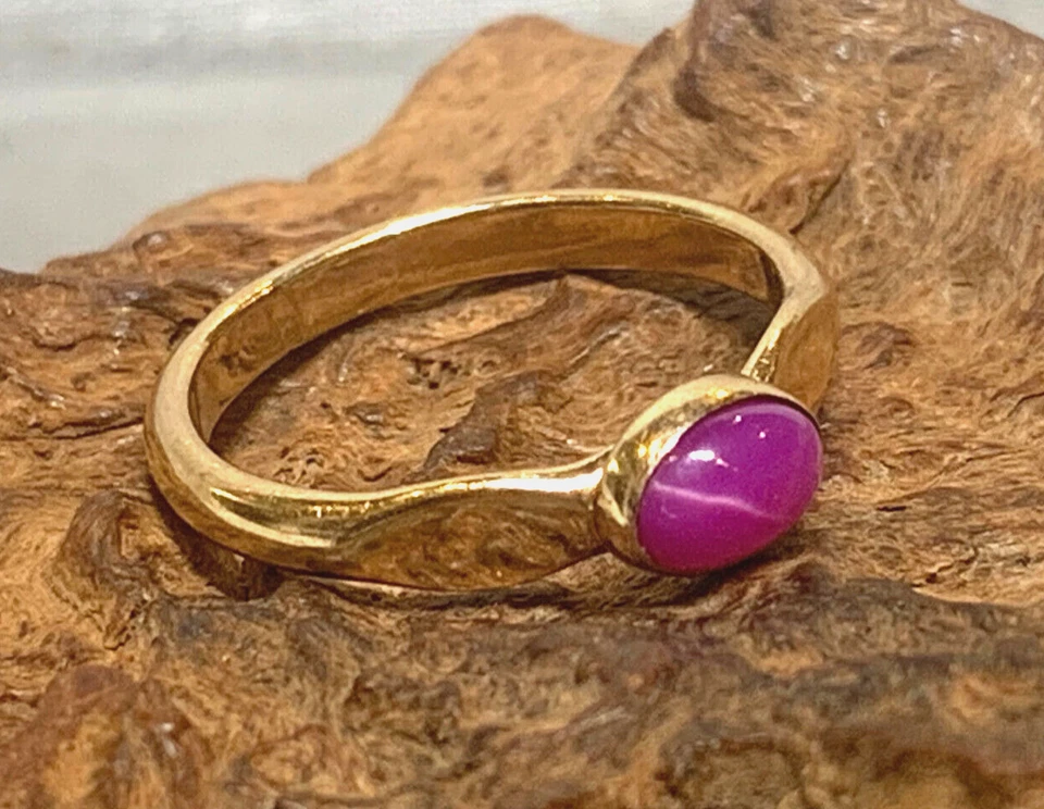 Anillo Oro Amarillo 14k 2.37g Joyería Fina Tamaño 5.75 Piedra Color Magenta *LEER* Foto 4 de 4