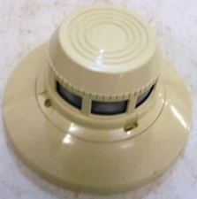 SYSTEM SENSOR SMOKE AND HEAT DETECTOR, B501BJ