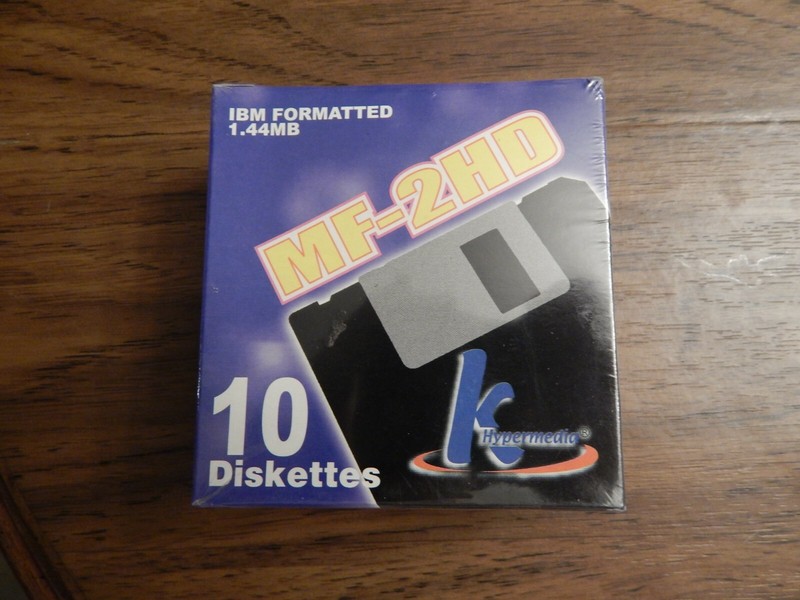 IBM Formatted 1.44MB MF-2HD, 10 Diskettes, Hypermedia